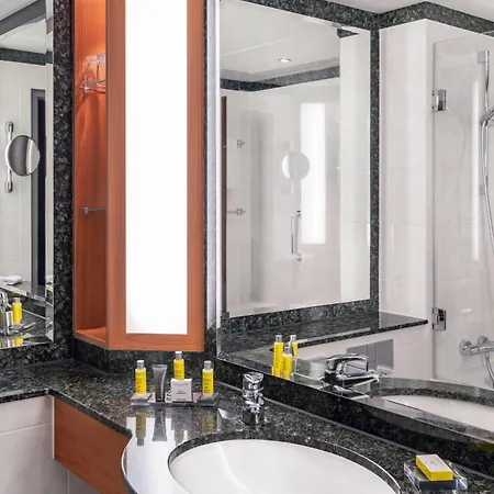 Frankfurt Marriott 5* פרנקפורט